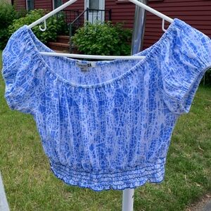 Forever 21 Off the shoulder crop top